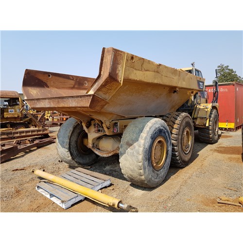 2009 CATERPILLAR 725 B1L02235